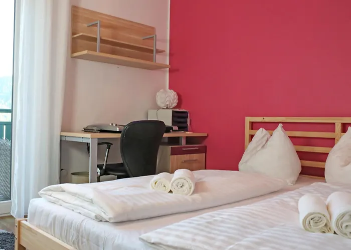 Self-check In Seeglueck *